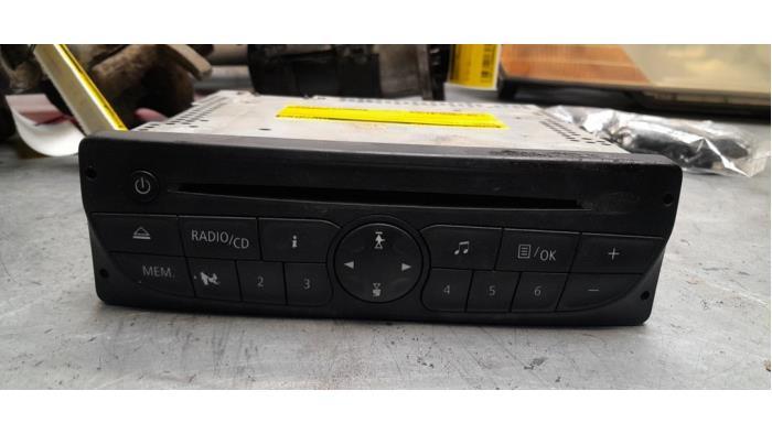 Radio van een Renault Kangoo, Gebruikt, -, Renault, -