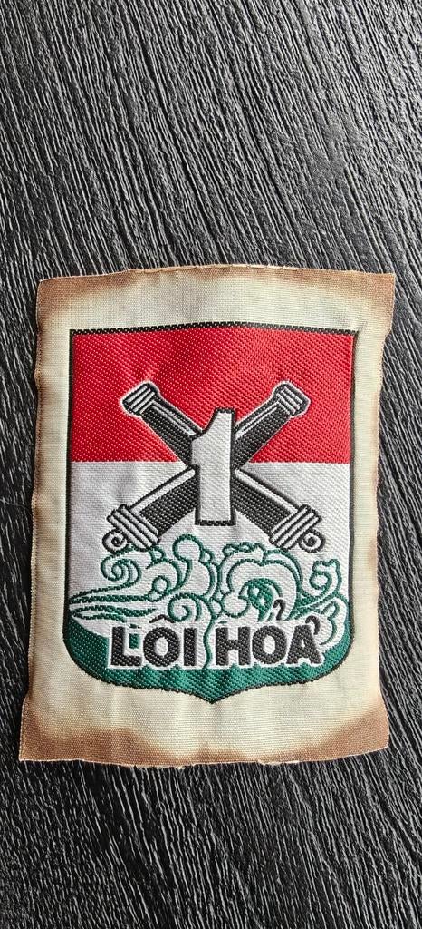 Vietnam War ARVN 1st Marine Artillery Battalion LOI HOA (Thu, Ophalen of Verzenden, Zo goed als nieuw, Embleem, Speld of Insigne