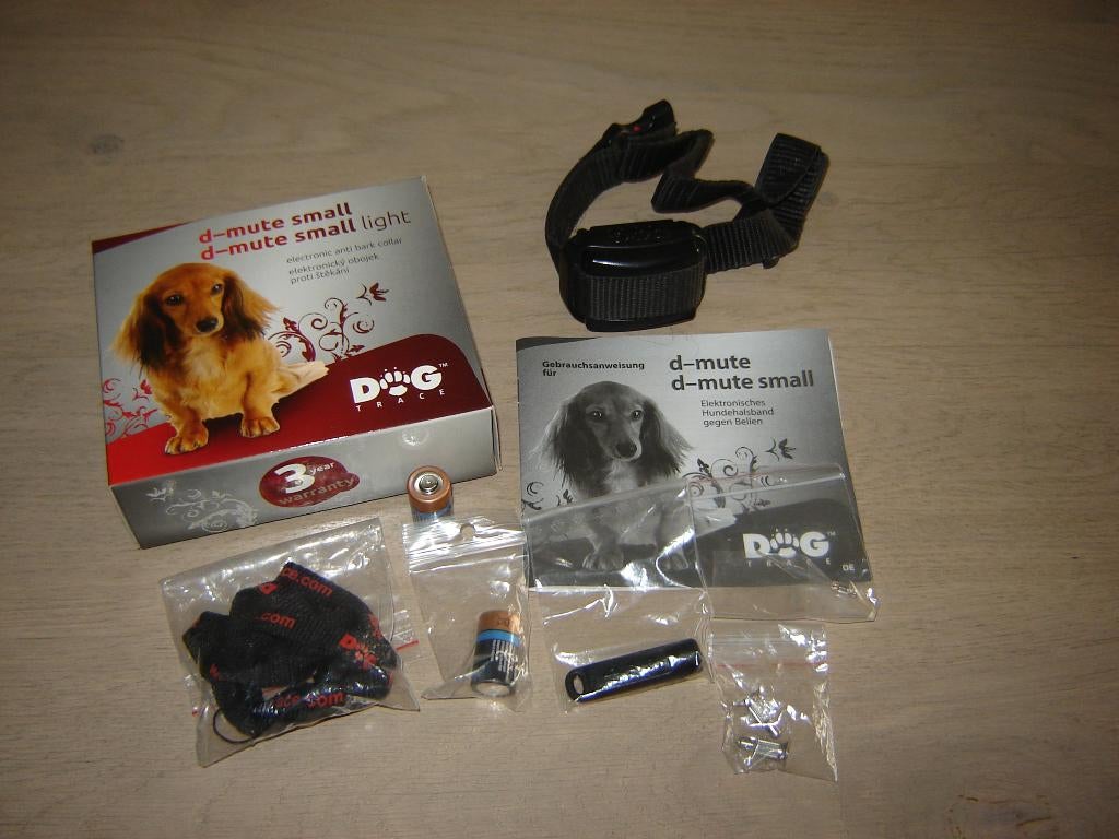 ANTI BLAFBAND DOG TRACE D-SMAL LIGHT !!!, Dieren en Toebehoren, Ophalen of Verzenden, Zo goed als nieuw