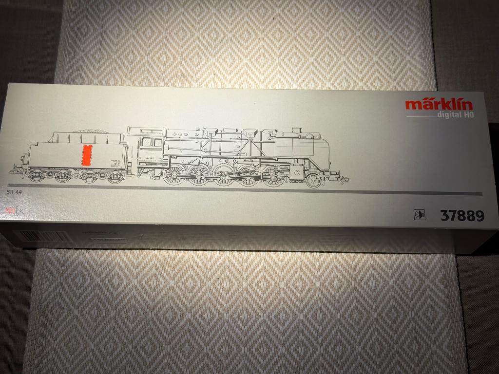 Marklin BR44 locomotief in nieuwstaat, Hobby en Vrije tijd, Modeltreinen | H0, Wisselstroom, Locomotief, Ophalen of Verzenden