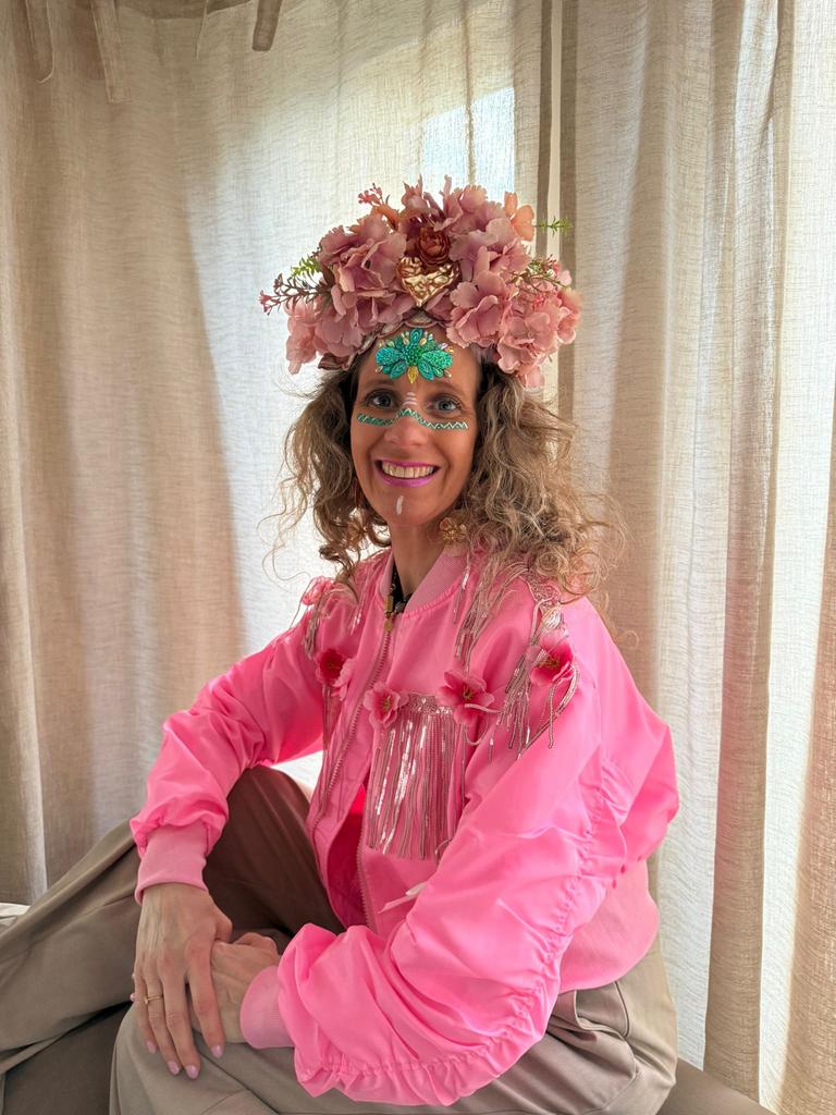 Roze bloemenband met hart, Kleding | Dames, Carnavalskleding en Feestkleding, Ophalen of Verzenden