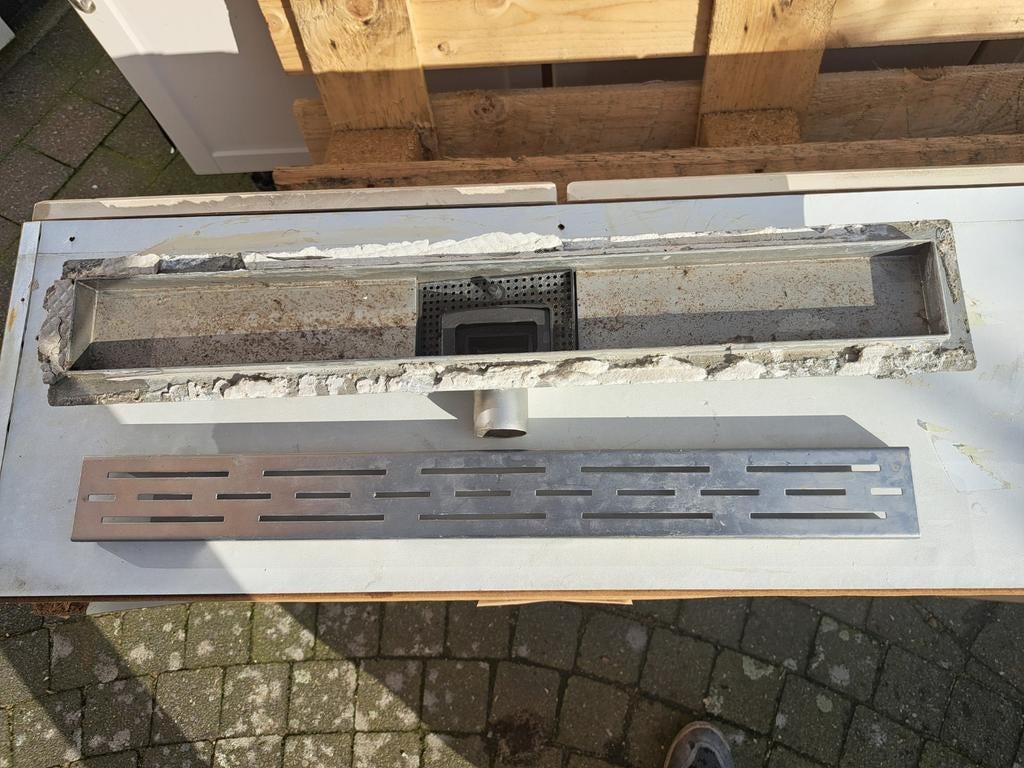 Douchegoot drain 64x11x7 cm, Ophalen, Afvoer, Gebruikt, 60 tot 80 mm