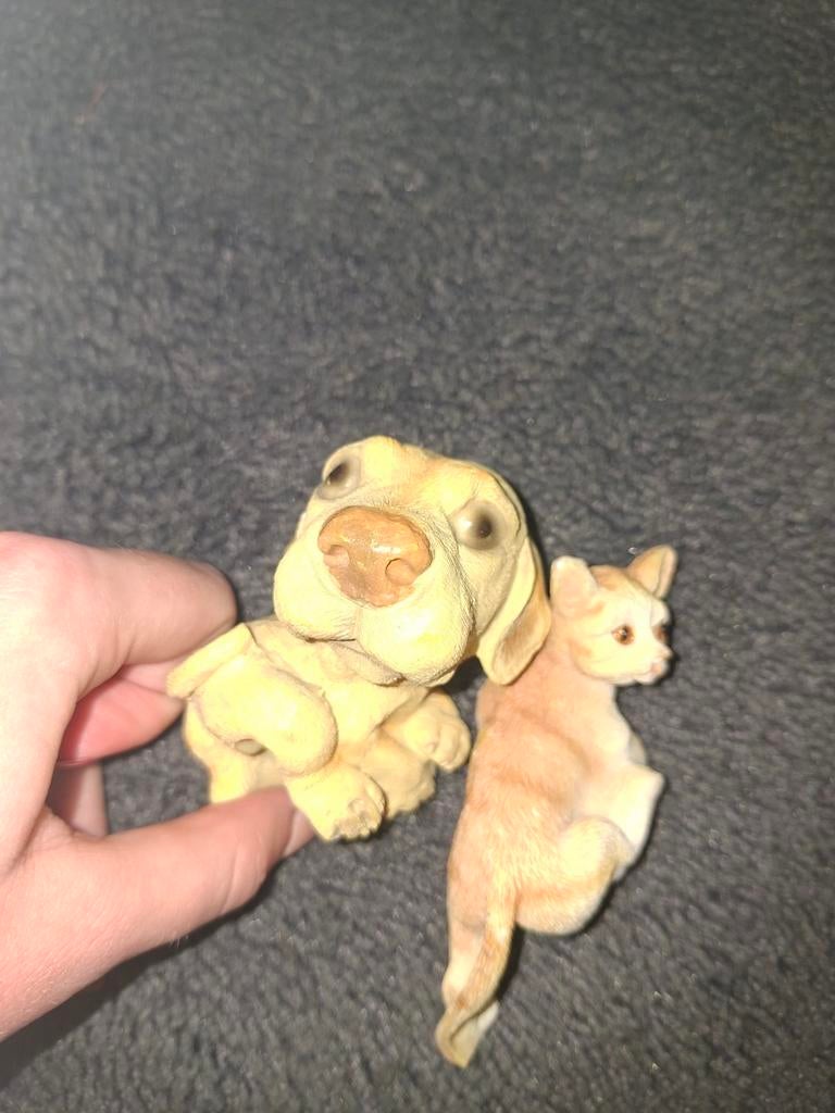 Schattig Honden- en Kattenbeeldje voor verwarming, Ophalen of Verzenden, Gebruikt, Dier
