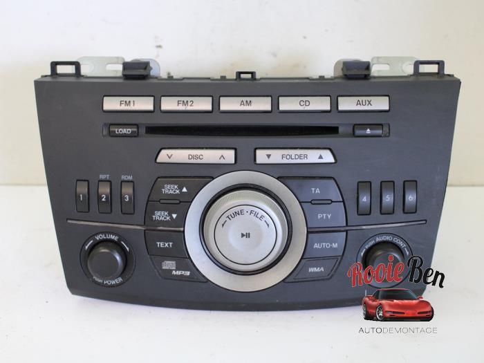 Radio CD Speler van een Mazda 3., Gebruikt, -, -, Ophalen of Verzenden