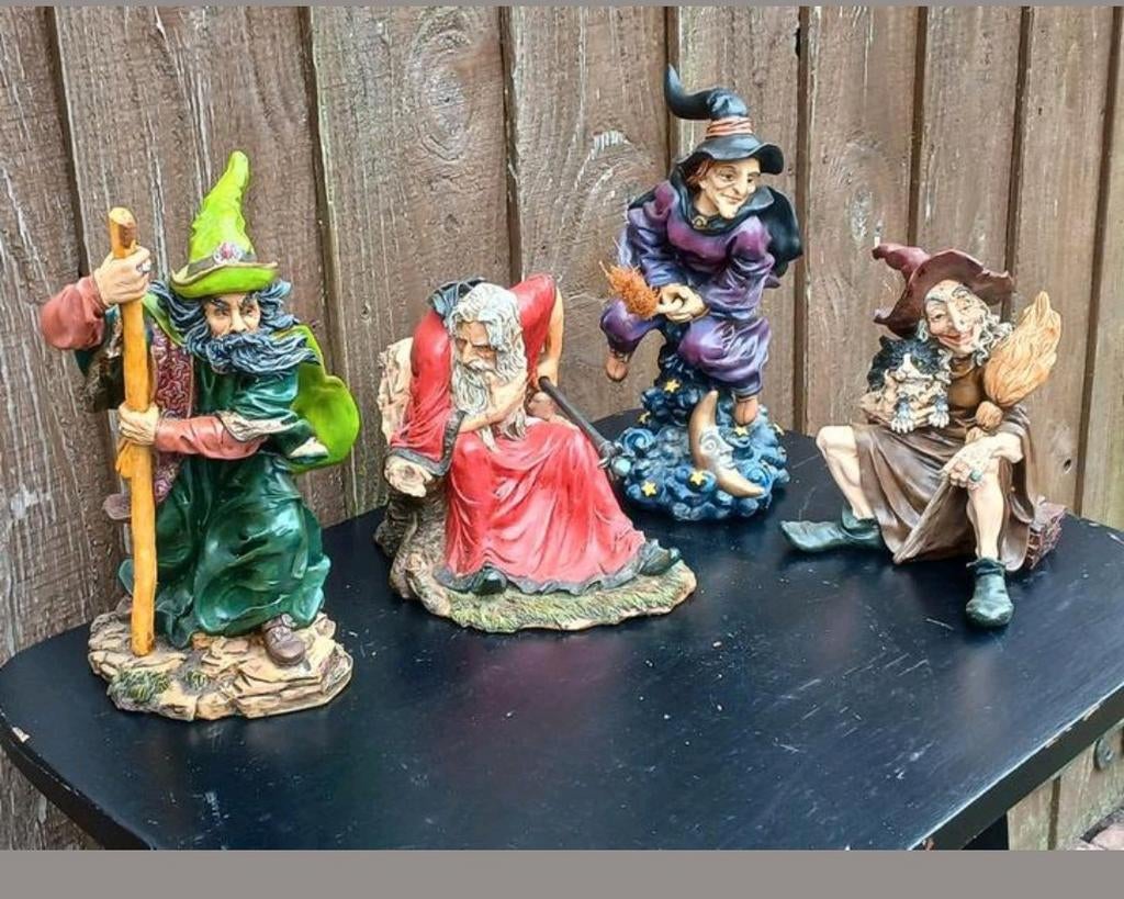 Halloween Heksen en Tovenaars Beelden Set, Ophalen of Verzenden
