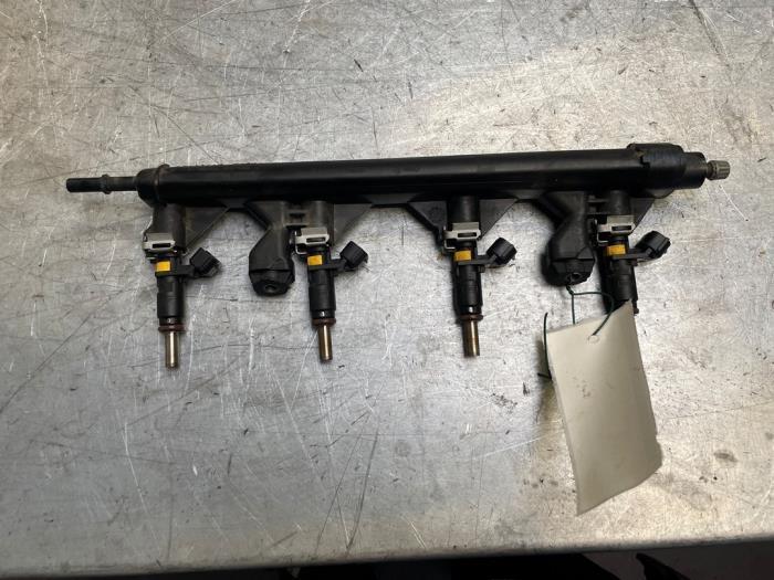 Injector (benzine injectie) van een Citroen Berlingo, Gebruikt, -, -, Ophalen of Verzenden