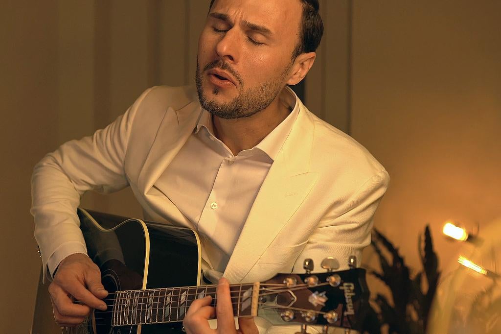 Zanger-Gitarist Bruiloft & Evenement Stijl van Michael Bublé, Solo-artiest