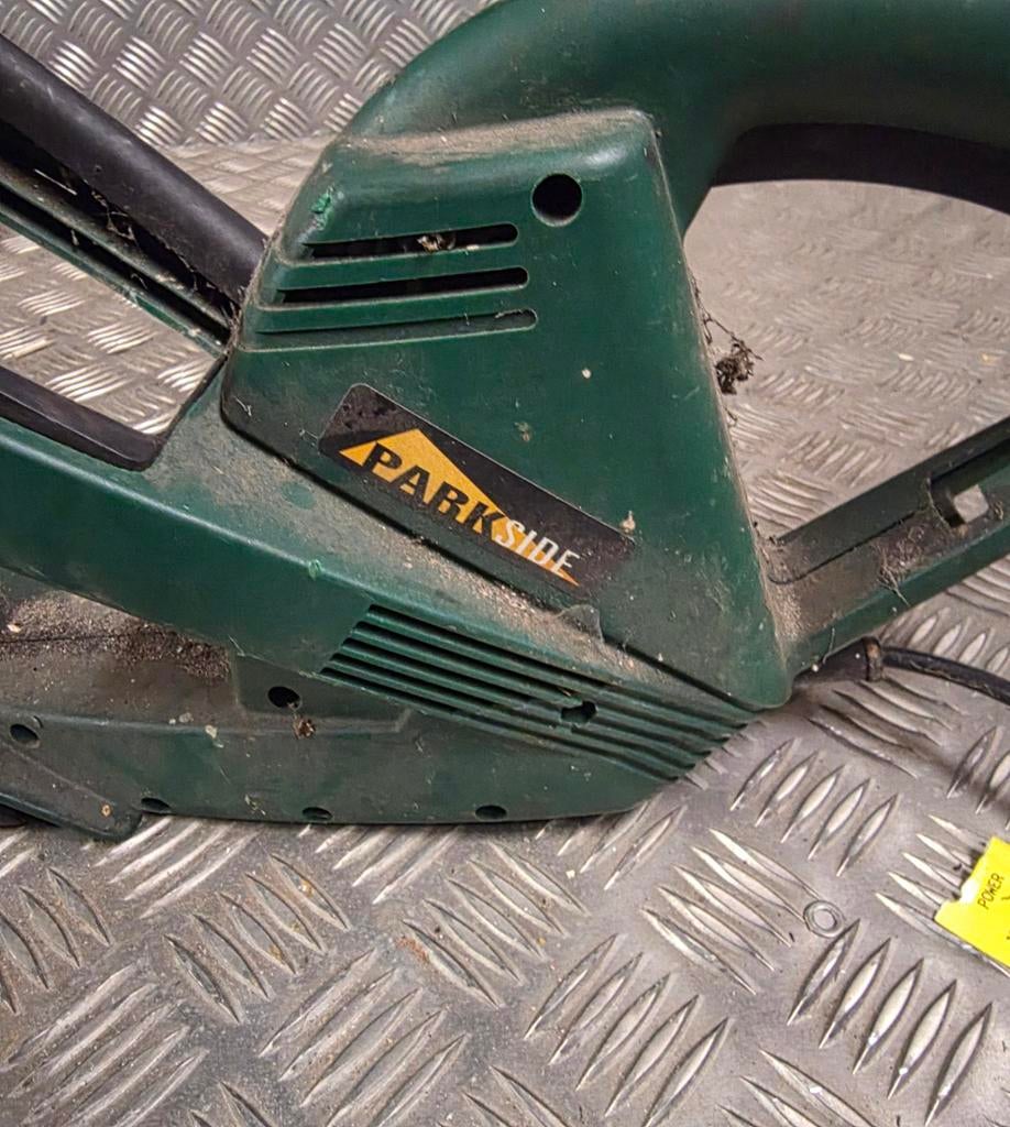 Heggenschaar 230 volt, Ophalen of Verzenden, Gebruikt, Elektrisch