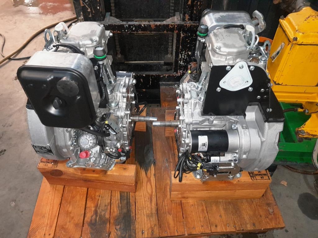1x hatz 1D81Z24 1cil met as koelvin bba BA100, Ophalen, Nieuw