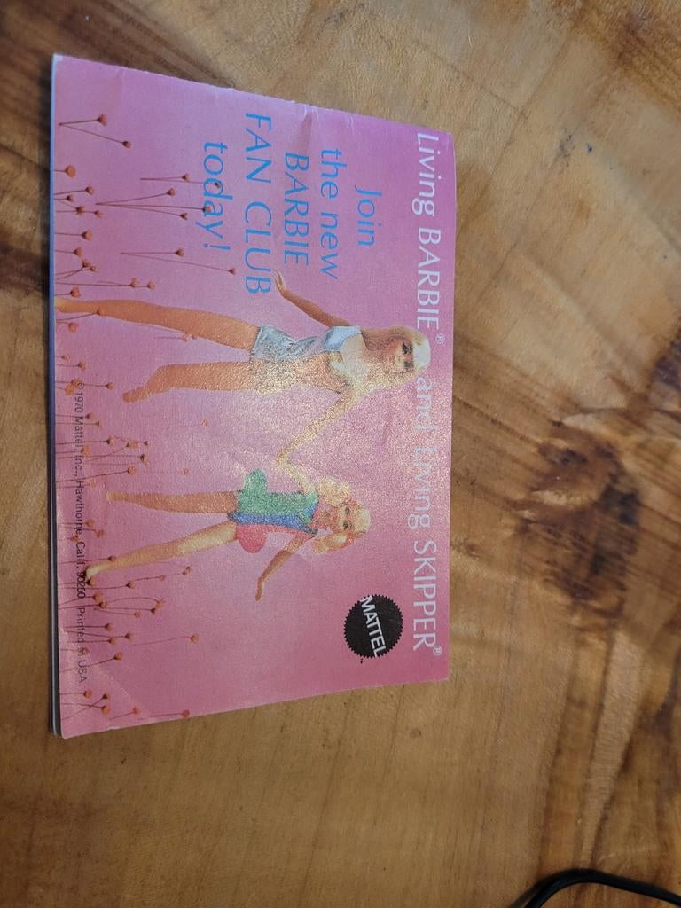 Living Barbie & Skipper Boekje 1970 - Zeldzaam!, Verzamelen, Poppen, Ophalen of Verzenden, Zo goed als nieuw, Accessoires