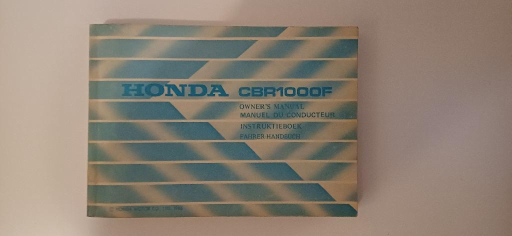 Origineel instructieboekje Honda CBR 1000 F 1988, Motoren, Handleidingen en Instructieboekjes, Ophalen of Verzenden, Honda