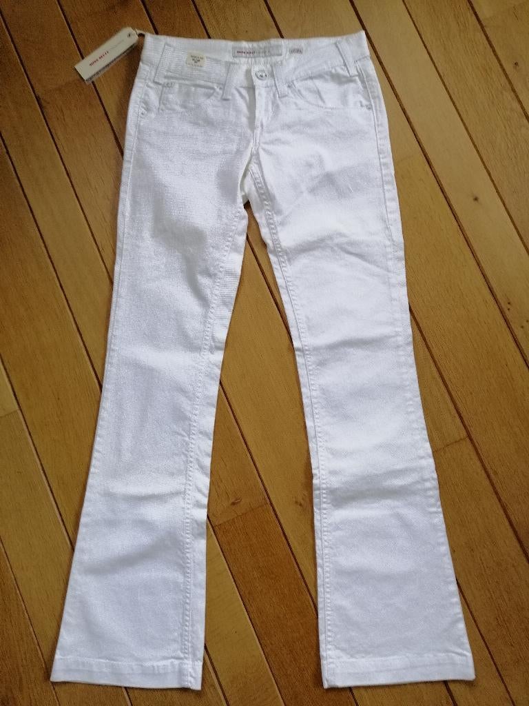 Miss Sixty spijkerbroek wit flared pijpen maat 27 x 34 - nie, Kleding | Dames, Spijkerbroeken en Jeans, Wit, Miss Sixty, Ophalen of Verzenden