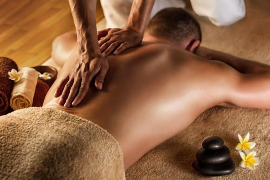AUTHENTIEK THAISE MASSAGE voor dames/heren €40,- p/uur