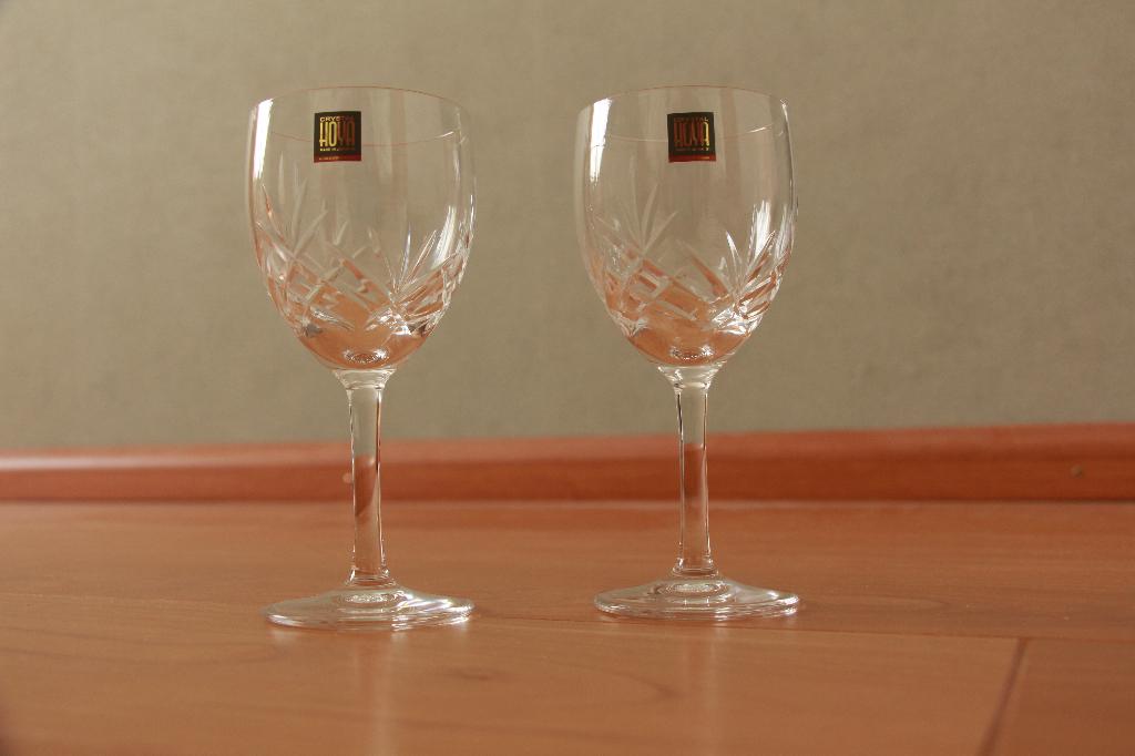 Twee Vintage Hoya Crystal Japan Handcut Glazen., Antiek en Kunst, Ophalen of Verzenden