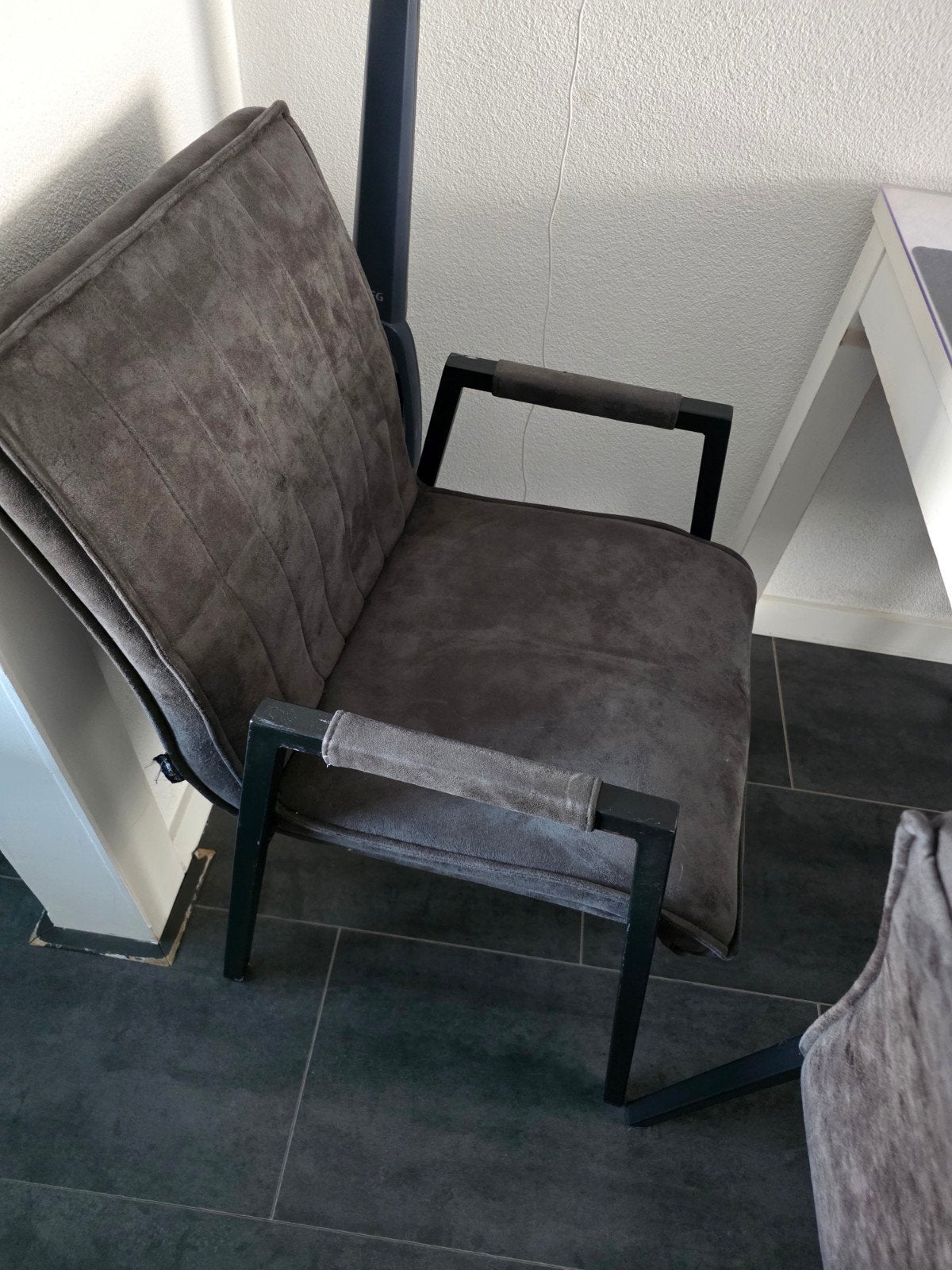 4 De Bommel eetkamerstoelen - Grijs stof, Ophalen, Gebruikt, Grijs, Stof