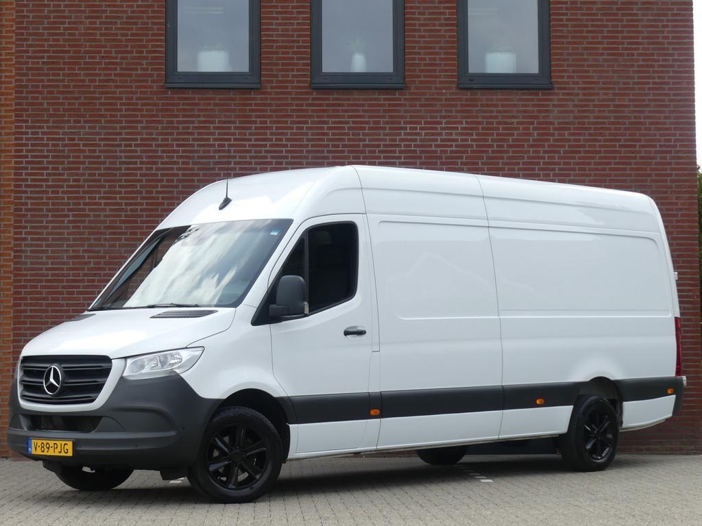 Mercedes-Benz Sprinter 317 CDI L3H2 Camera/Navigatie/PDC, Auto's, Bestelauto's, Automaat, Achterwielaandrijving, Gebruikt, Euro 6