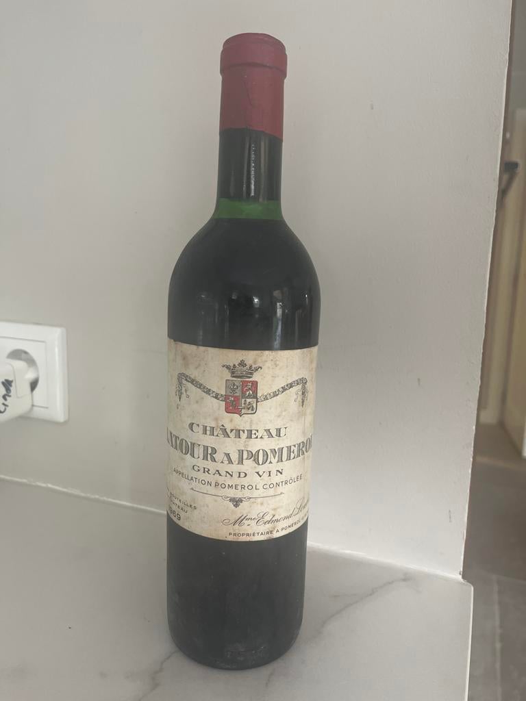 Château Latour à Pomerol Grand Vin 1969, Verzamelen, Frankrijk, Ophalen of Verzenden, Zo goed als nieuw, Rode wijn