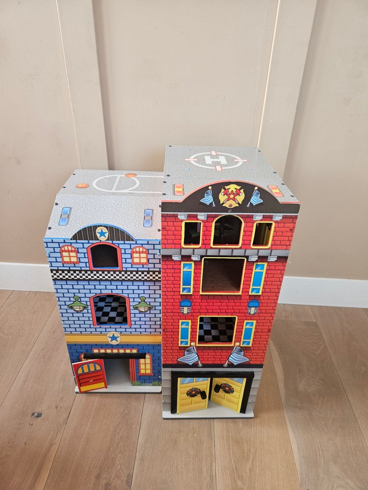 Kidkraft Everyday Heroes huis brandweer politie kazerne, Verzenden, Zo goed als nieuw, Poppenhuis