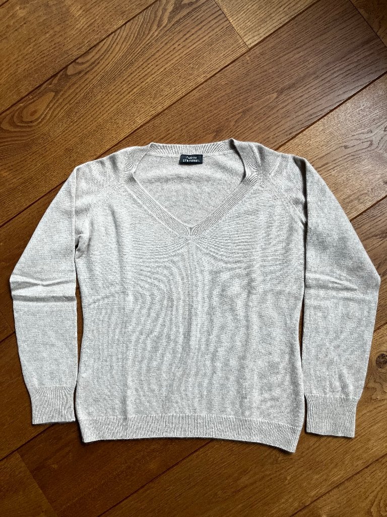 Stefanel beige 100% cashmere V-hals trui maat S, Beige, Ophalen of Verzenden, Zo goed als nieuw, Maat 36 (S)