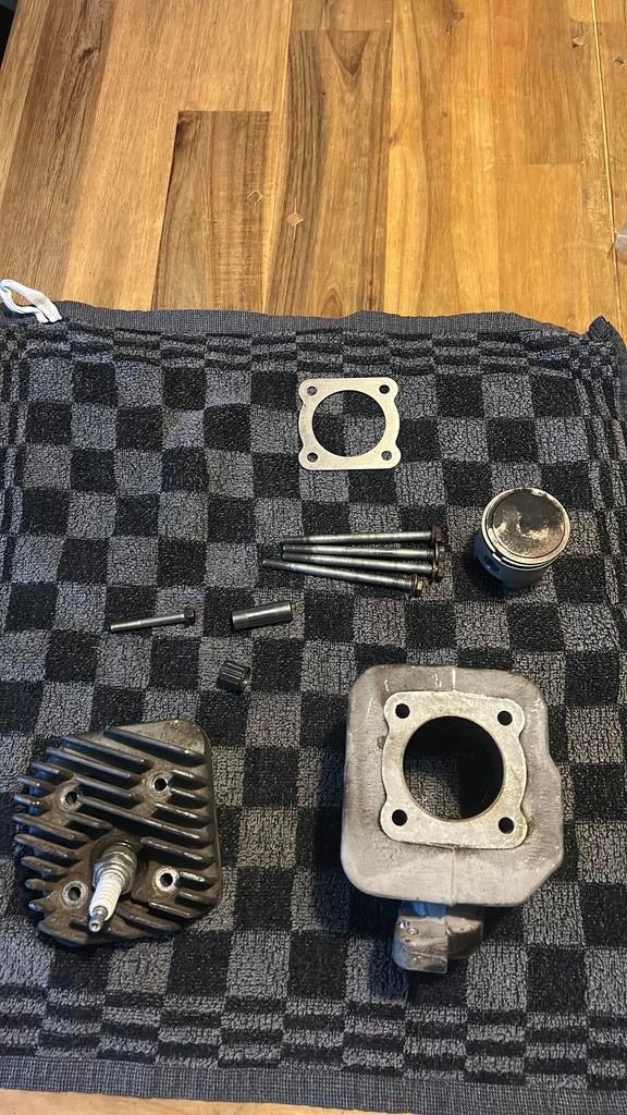70cc airsal cillinder kit peugeot verticaal, Ophalen of Verzenden, Zo goed als nieuw, Cilinder