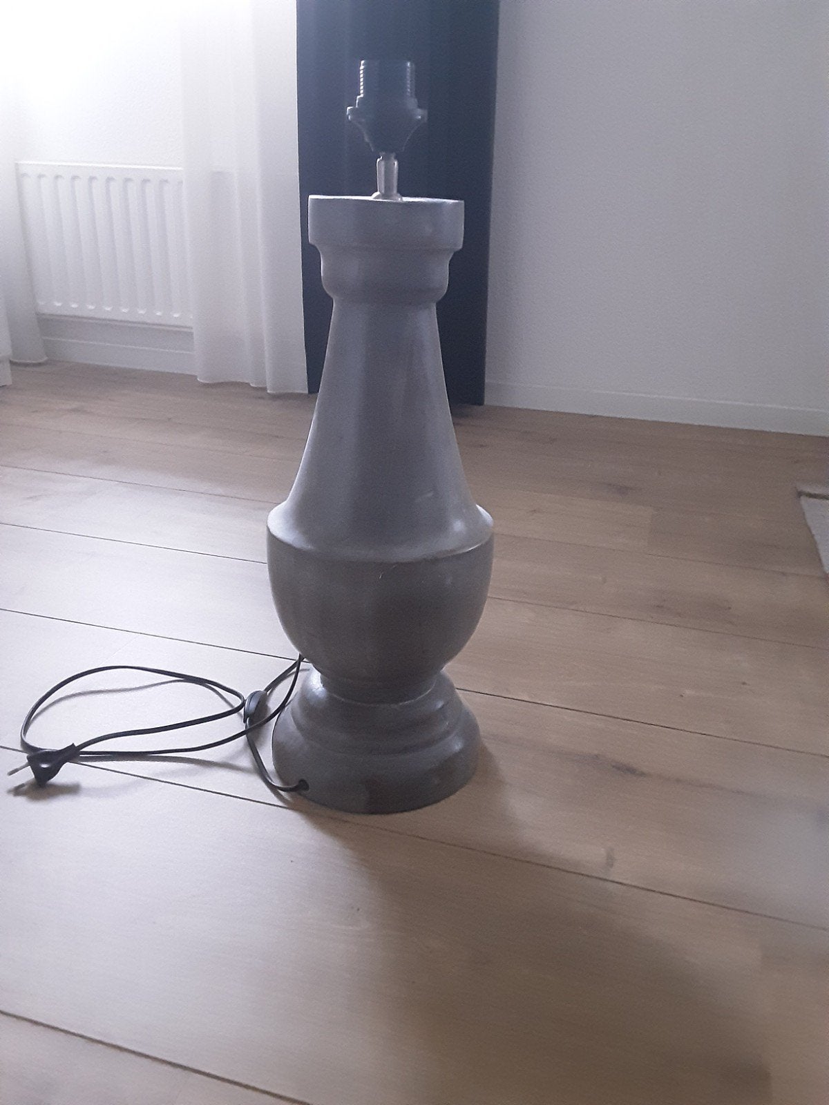 Stoere landelijke lampevoet, Ophalen