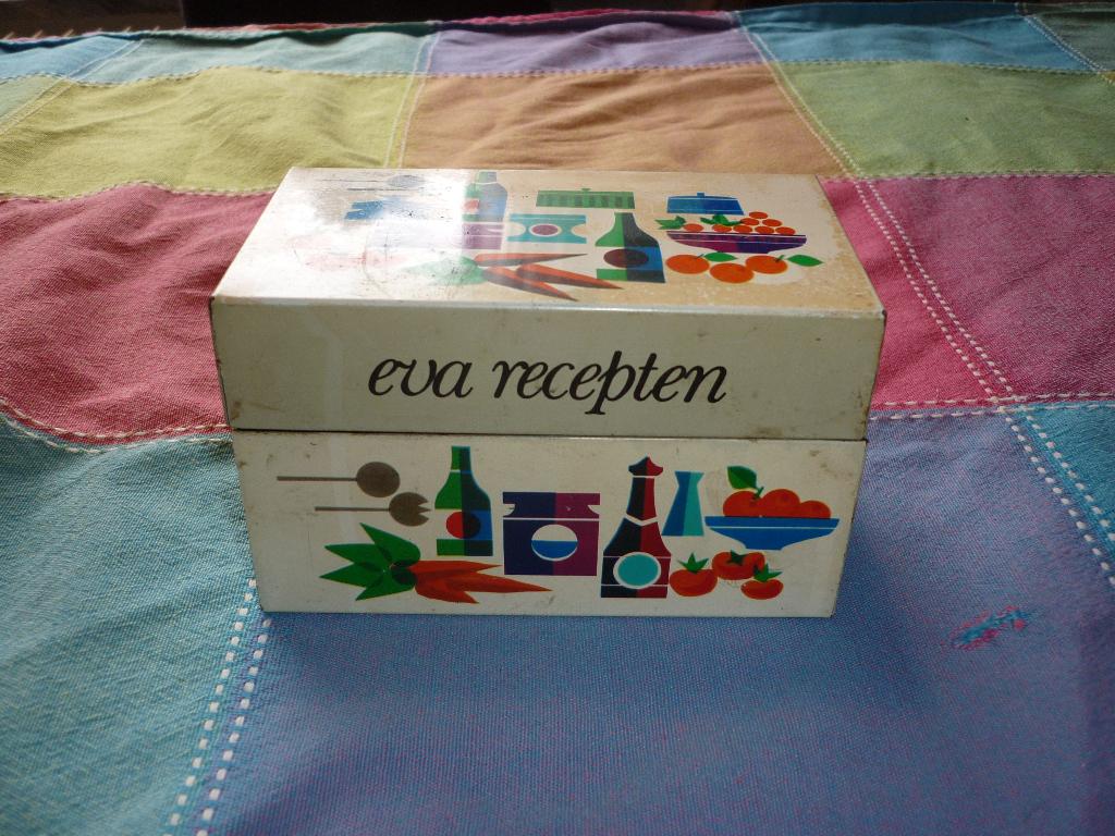 Eva recepten dames weekblad in zeer goede staat, Ophalen of Verzenden, 1960 tot 1980, Nederland, Knipsel(s)