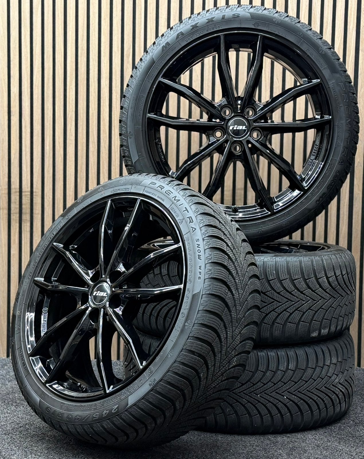 WINTER! 19 inch Rial X12 - Cupra Formentor 5x112 ET39 Maxxis, Auto-onderdelen, Banden en Velgen, 245 mm, ., Banden en Velgen, Winterbanden