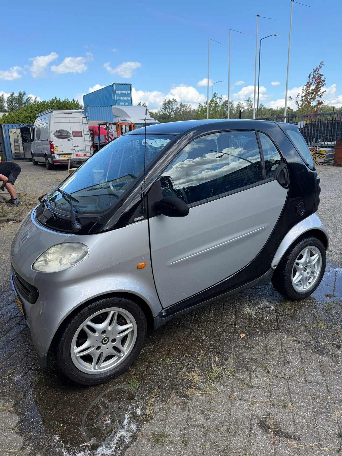 MCC Smart 0.6 40KW AUT 2000 Zwart, Auto's, Automaat, 54 pk, 18 €/maand, Metallic lak