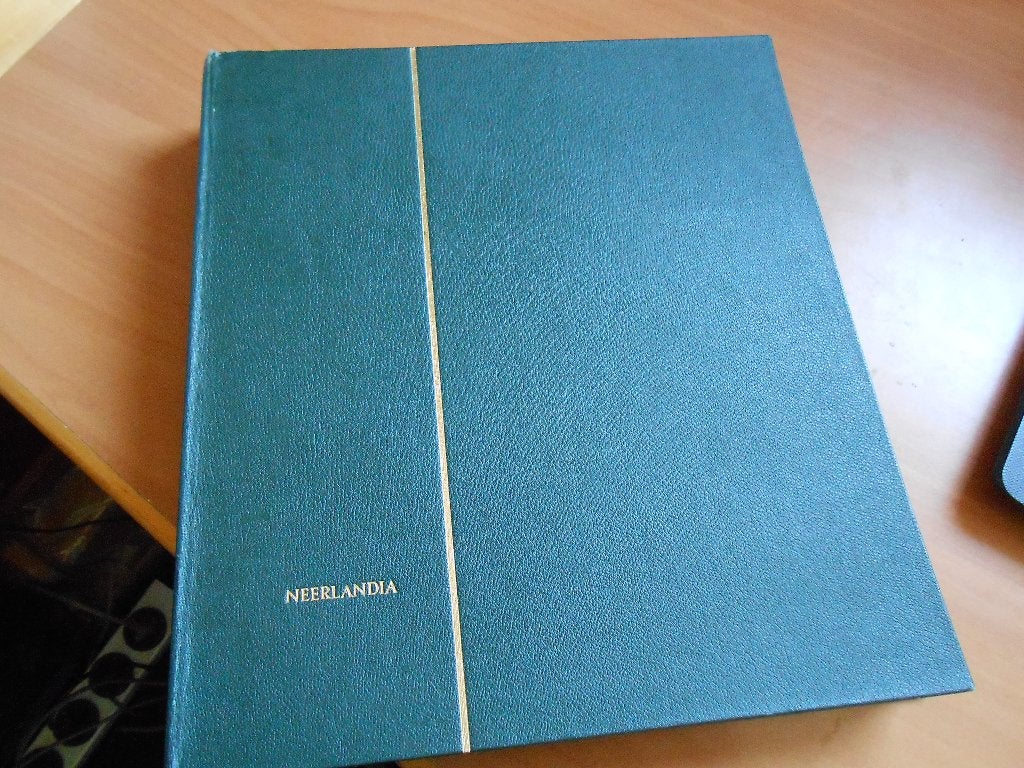 Neerlandia album helft oningetekend, helft UK, Ophalen, Verzamelalbum