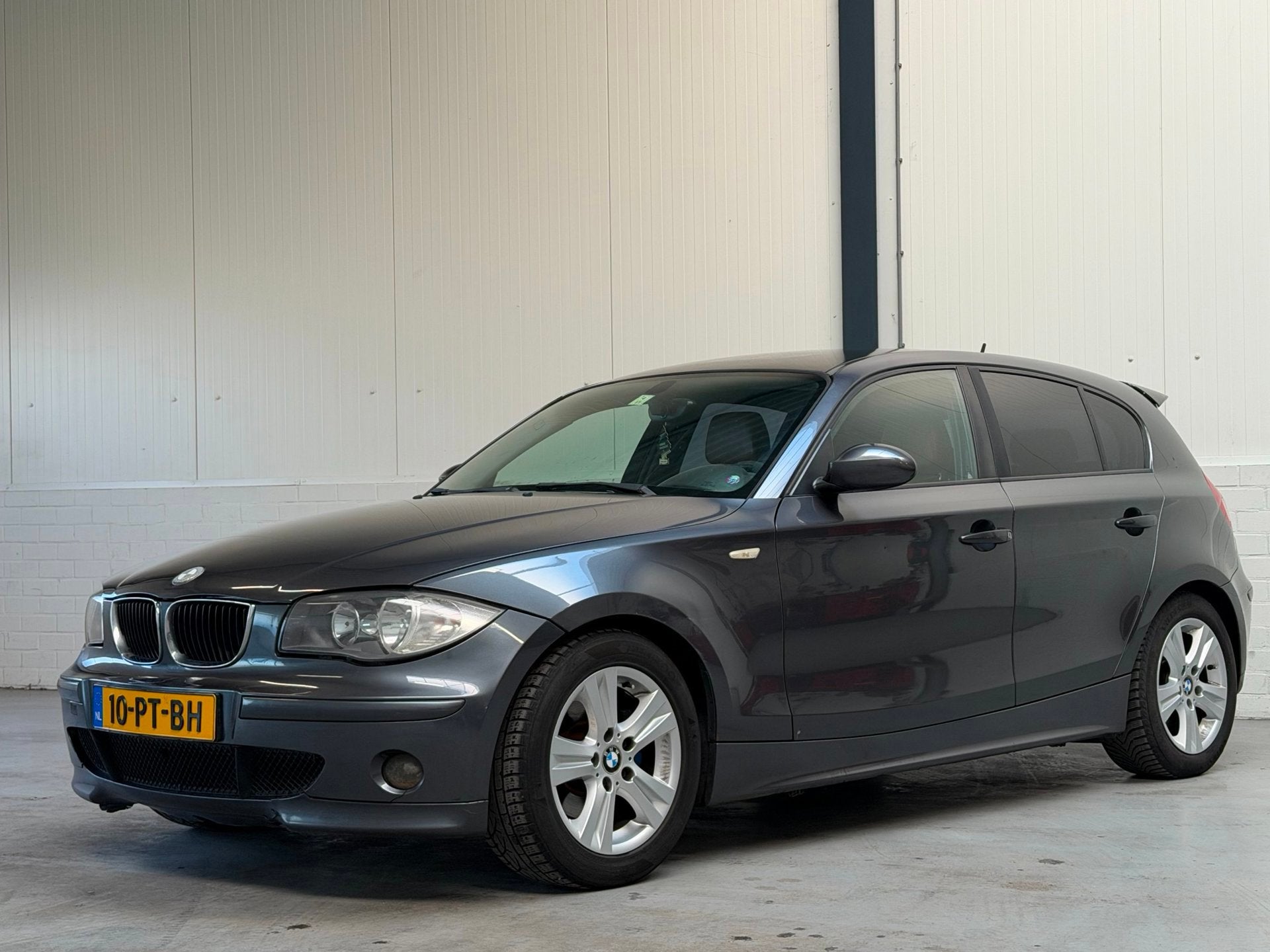 BMW 1-serie 120d|Export, Auto's, 1-Serie, Achterwielaandrijving, 4 cilinders, Elektrische ramen