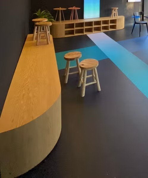 Maatwerk Eiken Banken | Organische Vorm | Open Opbergruimte, Ophalen, Zo goed als nieuw, Hout