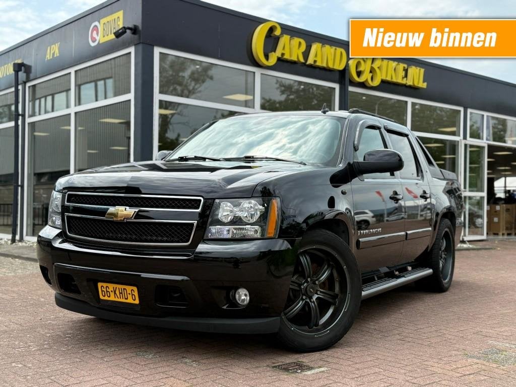 Chevrolet AVALANCHE 5.3 Benzine geel kenteken!, Auto's, Automaat, Gebruikt, 324 pk, Zwart