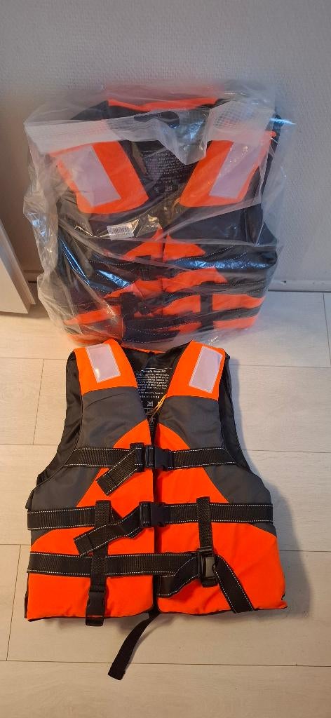 Zwemvesten maat XL nieuw, Watersport en Boten, Ophalen, Nieuw, Dame of Heer, Reddingsvest of Zwemvest