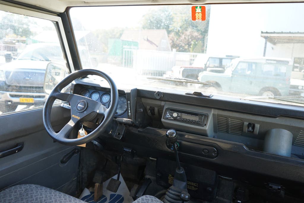 Land Rover Defender 130 crew cab (bj 1998), foto 12