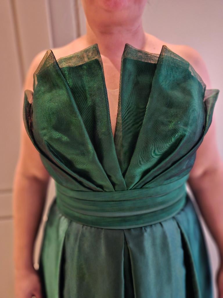 Galajurk maat 42-44, Kleding | Dames, Ophalen, Maat 42/44 (L), Zo goed als nieuw, Onder de knie