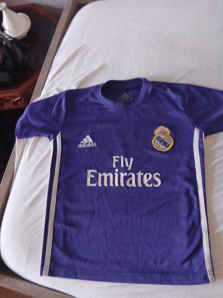 Real Madrid Ronaldo Thuisshirt Maat 6 (Kindermaat), Maat XS of kleiner, Ophalen of Verzenden, Zo goed als nieuw, Shirt