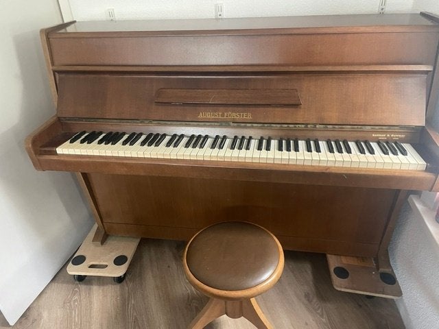 August Förster Piano, Muziek en Instrumenten, Piano's, Ophalen, Gebruikt, Bruin, Piano