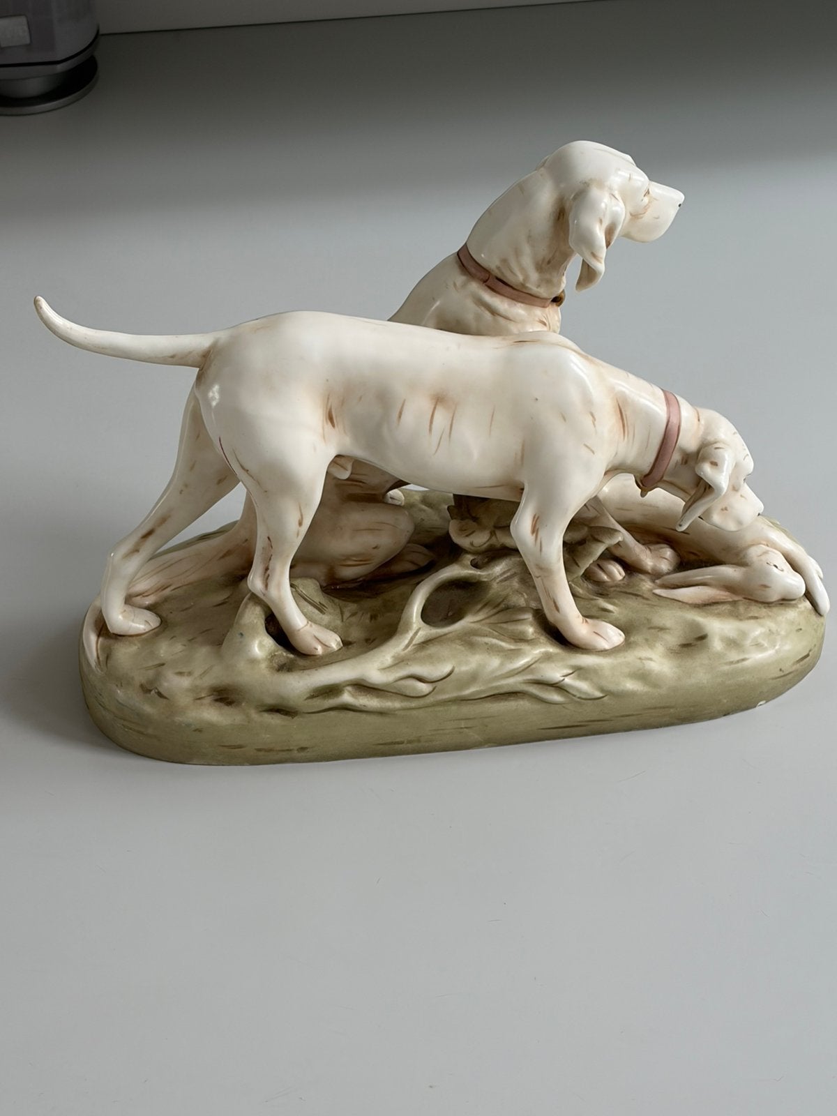 Antique Royal dux bohemia ceramic dogs sculpture statue, Ophalen of Verzenden