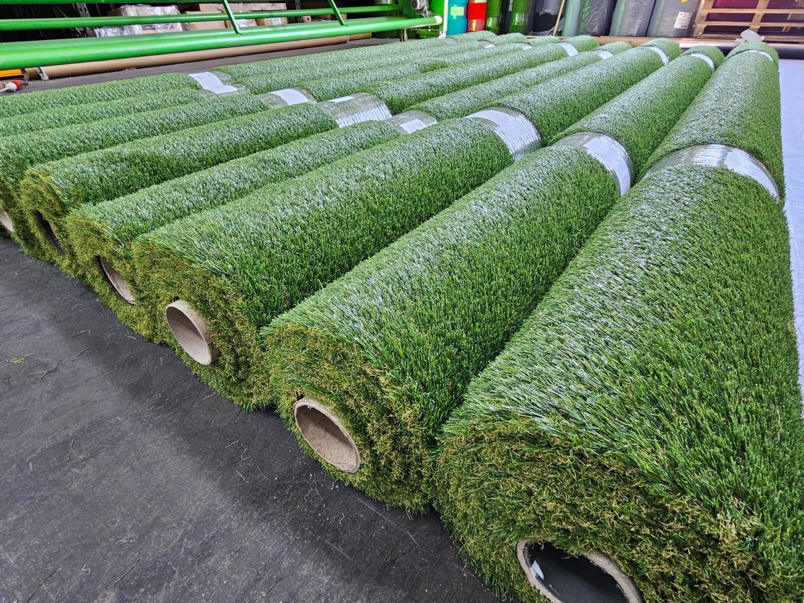 Kunstgras rollen 5 meter breed 7 soorten direct uit voorraad, Ophalen of Verzenden, Nieuw, 20 m² of meer