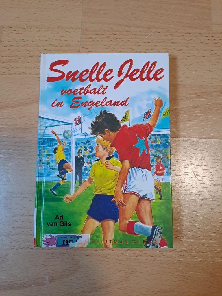 Snelle Jelle voetbalt in Engeland - Ad van Gils, Ophalen of Verzenden, Gelezen, Ad van Gils, Fictie