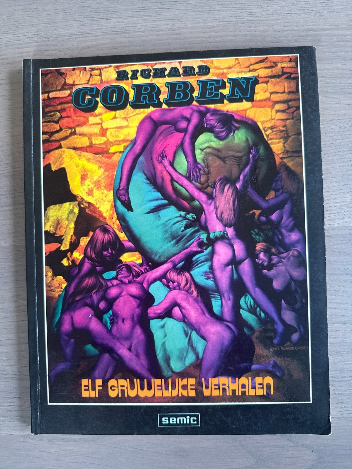 Richard Corben - Elf Gruwelijke Verhalen (Semic), Boeken, Eén stripboek, Ophalen of Verzenden, Gelezen