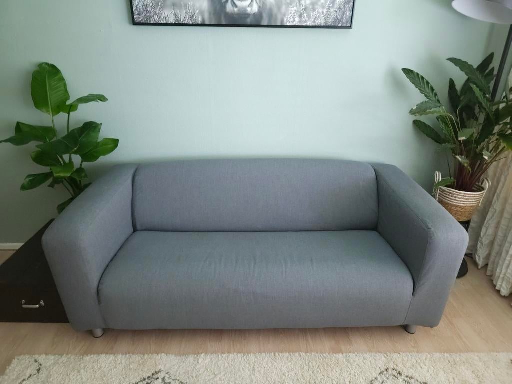 Gratis Ikea Klippan 2-zits bank, Huis en Inrichting, Banken | Sofa's en Chaises Longues, Ophalen, Gebruikt, 150 tot 200 cm, Tweepersoons