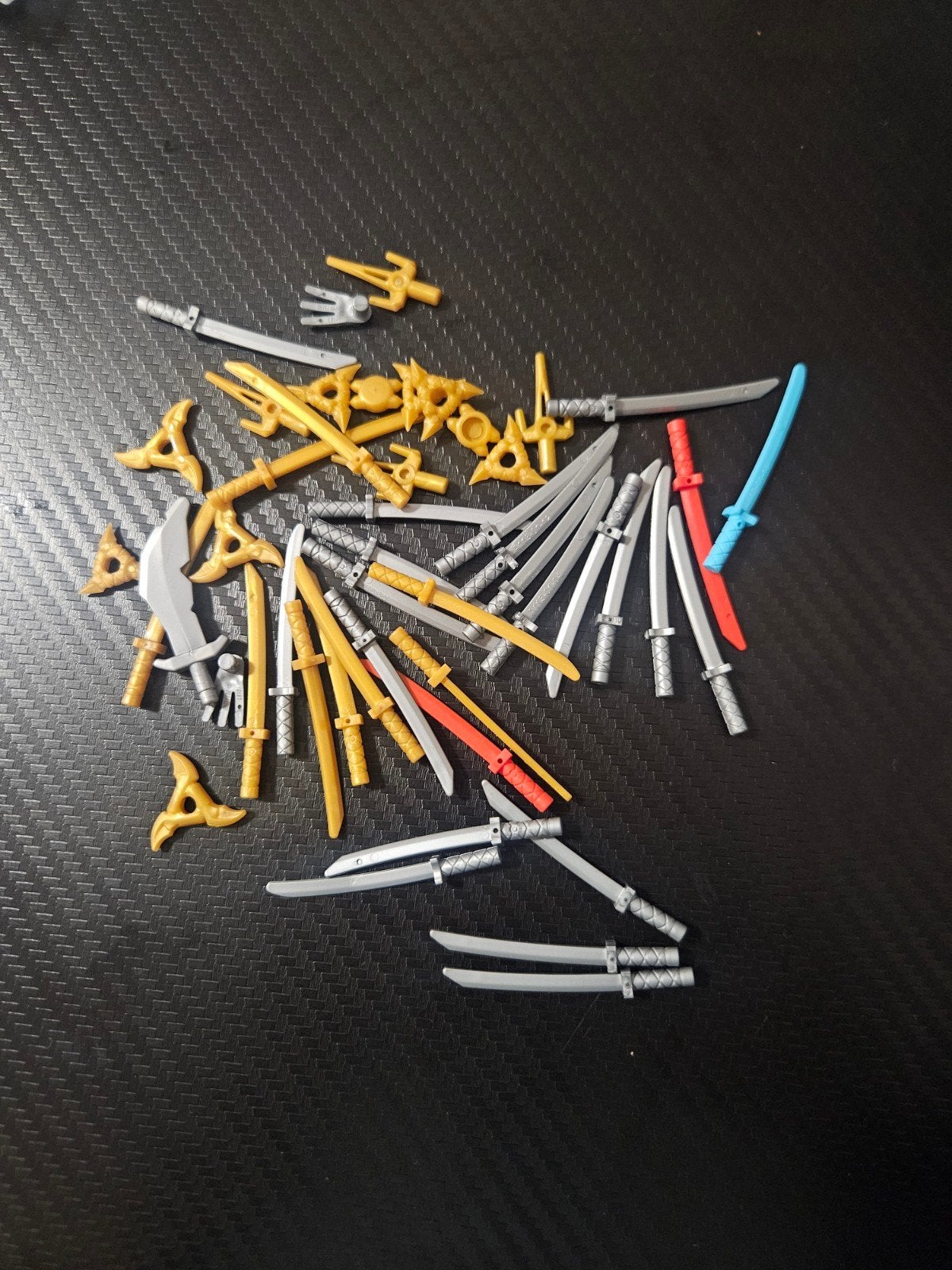 Lego Ninjago wapens - zwaarden, sai, shurikens