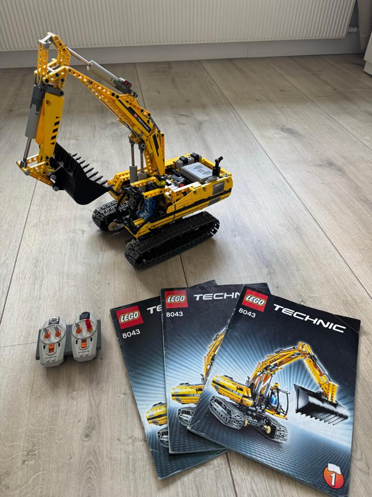 LEGO Technic 8043 – Gemotoriseerde Graafmachine Compleet, Kinderen en Baby's, Speelgoed | Duplo en Lego, Ophalen, Lego, Zo goed als nieuw
