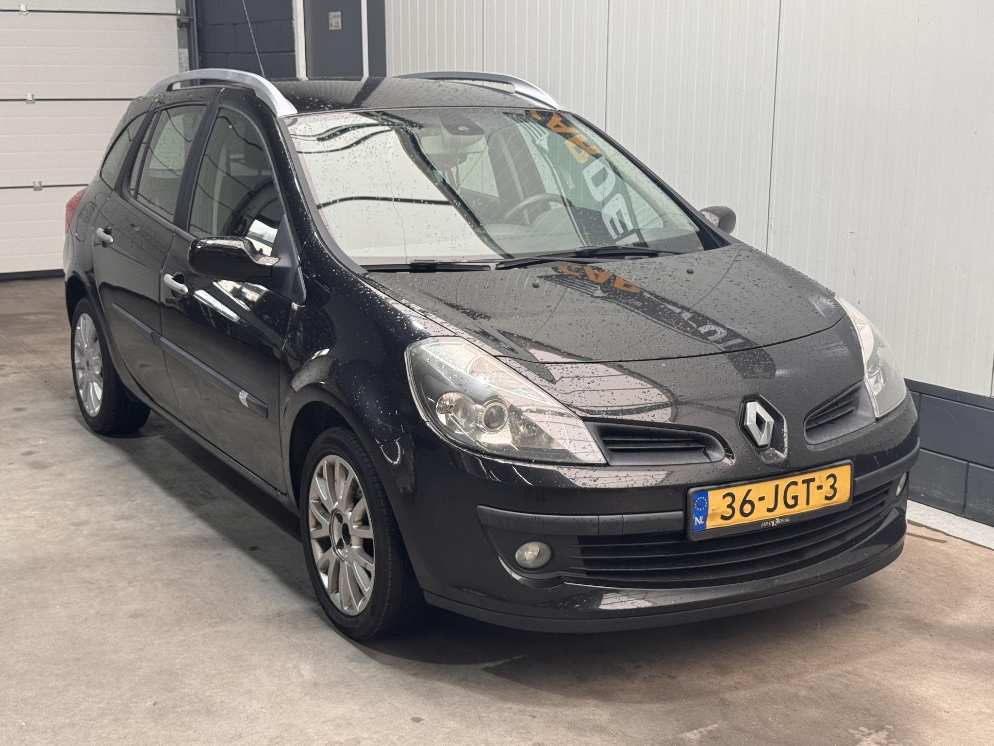 Renault Clio Estate 1.2 TCE Sélection Business Sport, Voorwielaandrijving, Gebruikt, 4 cilinders, 1095 kg