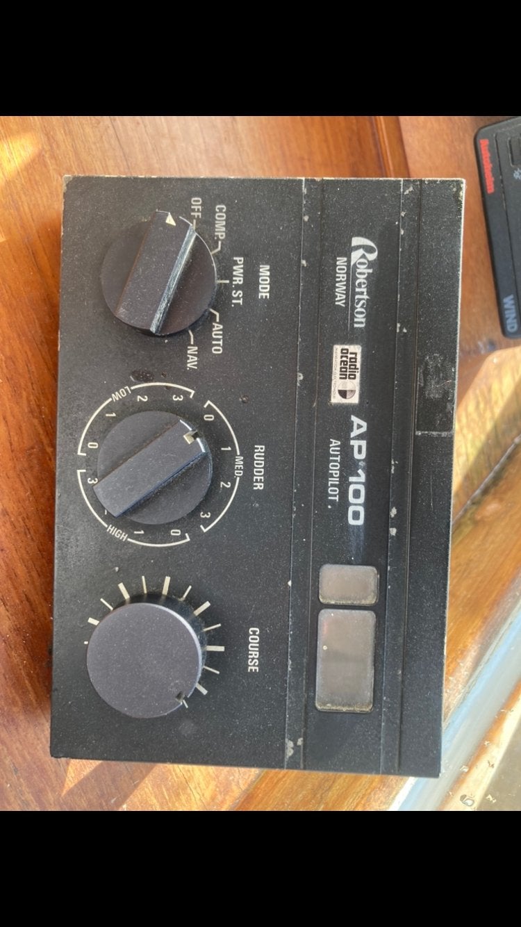 Gezocht; Junction Box101A voor Robertson 100 stuurautomaat, Ophalen of Verzenden