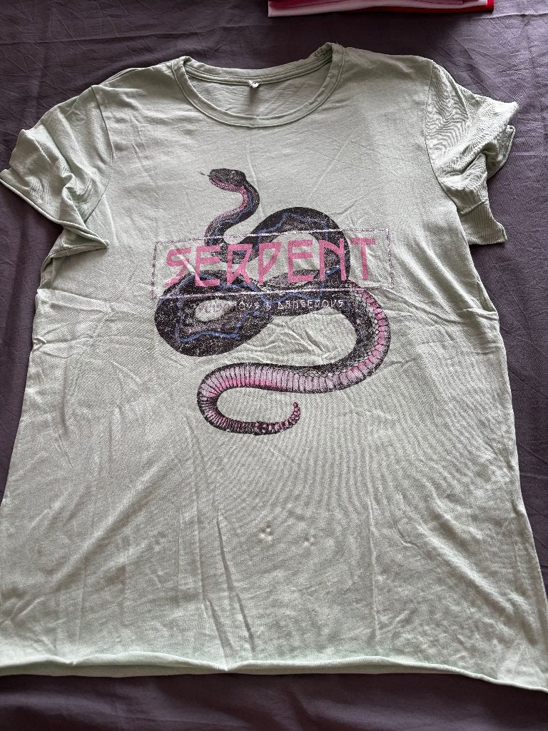 Only lichtgroen shirt met slangenprint mt L, Only, Maat 42/44 (L), Ophalen of Verzenden, Korte mouw