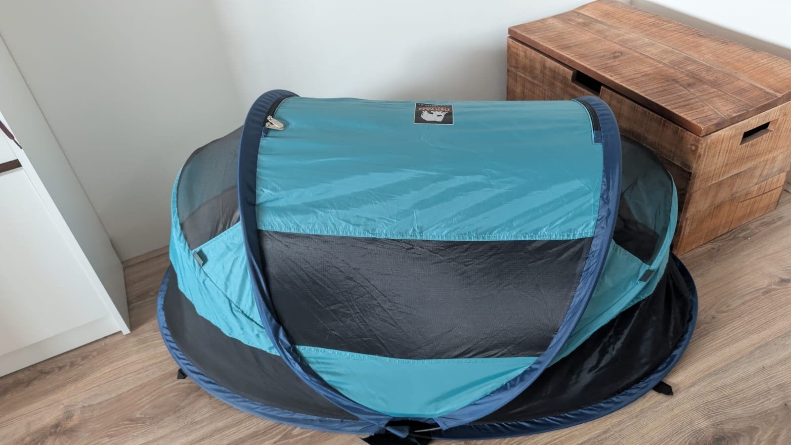 Deryan tent in goede staat met opblaas ondergrond, Kinderen en Baby's, Ophalen, Gebruikt