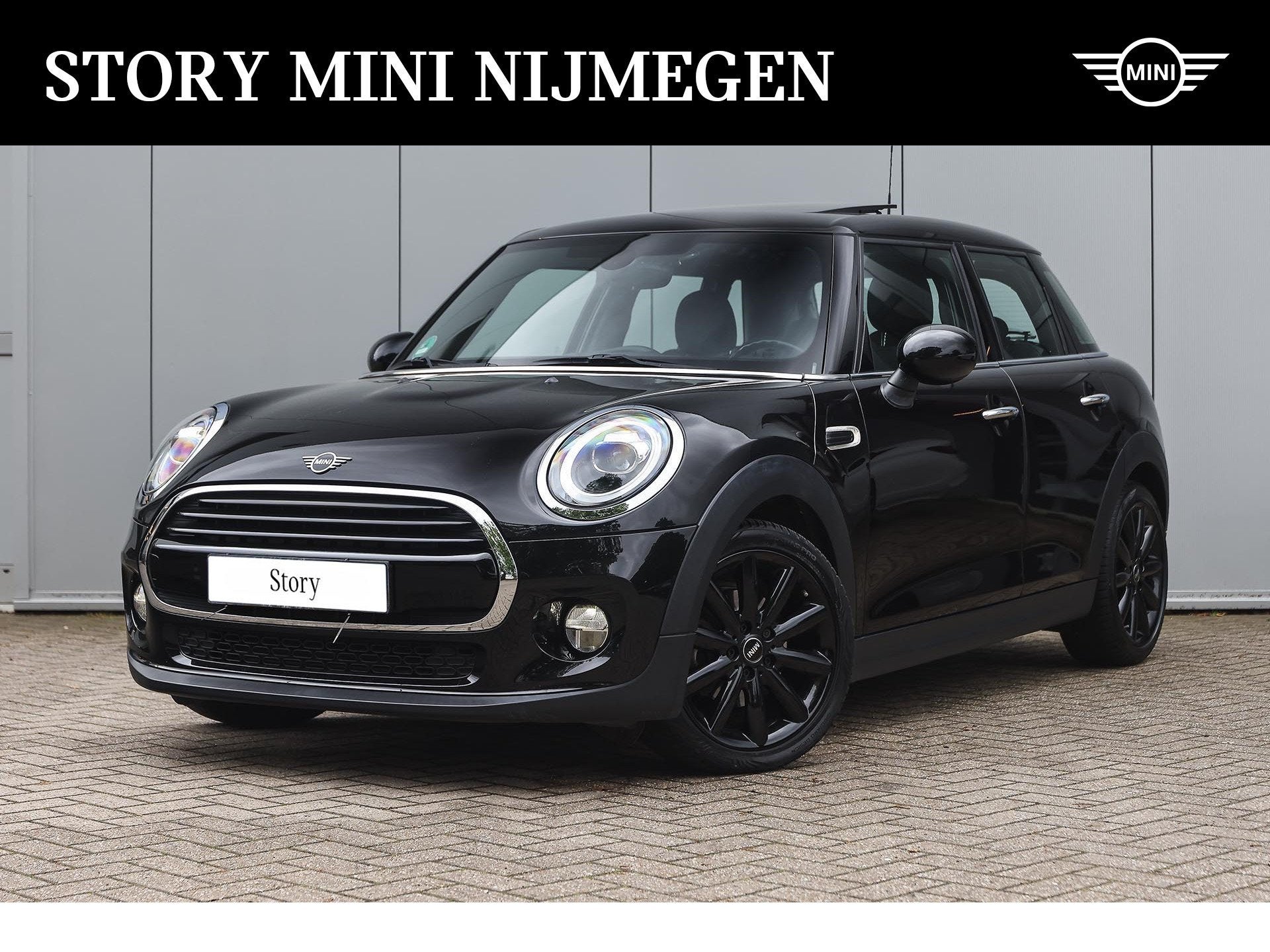 MINI Hatchback Cooper Chili / Comfortstoelen / Comfort Acces, 136 pk, Gebruikt, Leder en Stof, Zwart