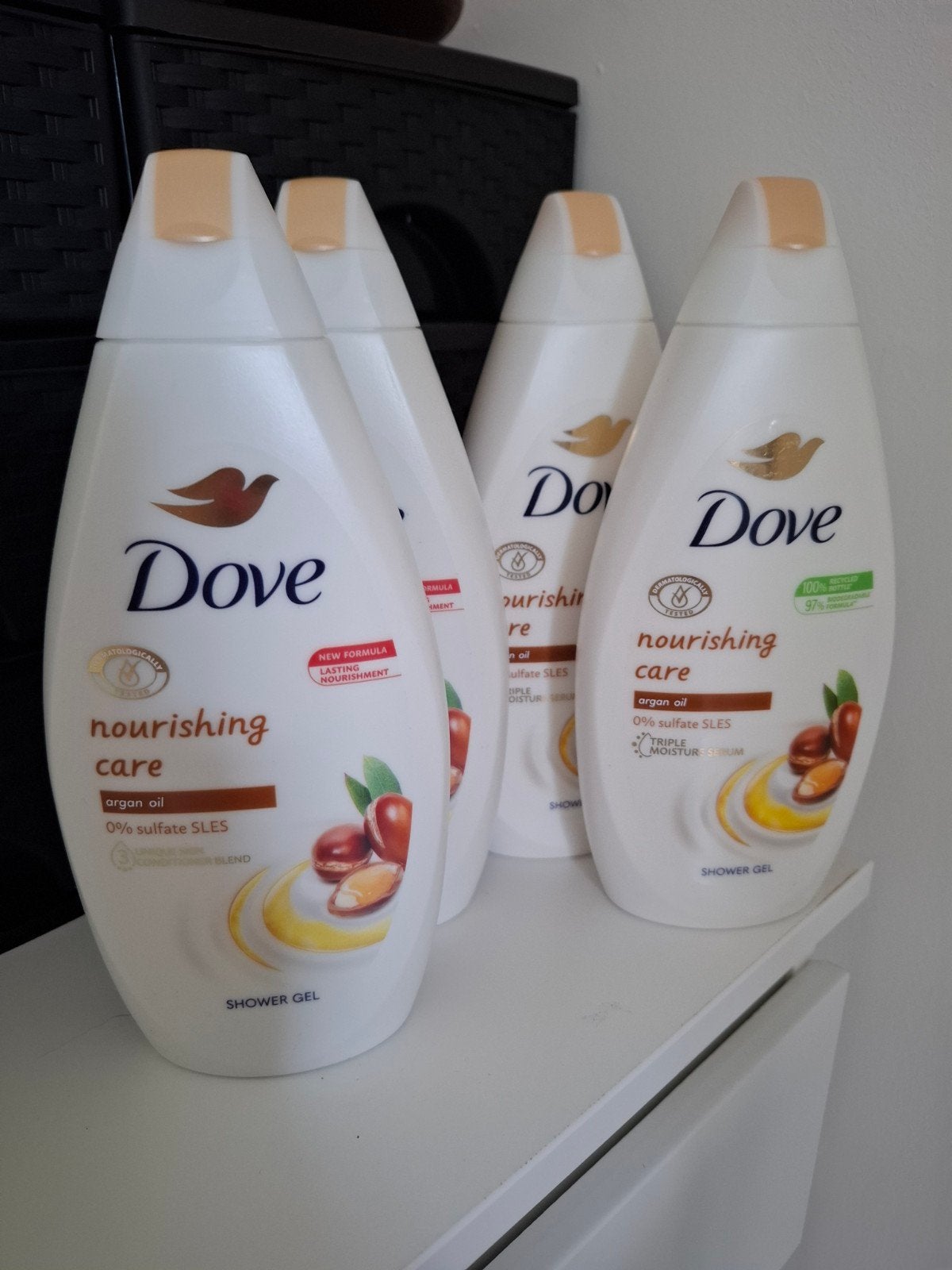 4x Dove Nourishing Care Douchegel met Arganolie, Ophalen of Verzenden, Nieuw, Bad & Douche